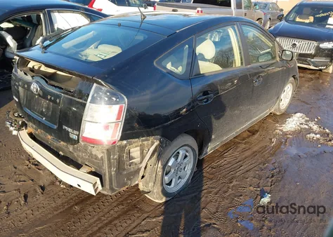 2004 Toyota Prius from USA, damaged, VIN JTDKB20U940012686